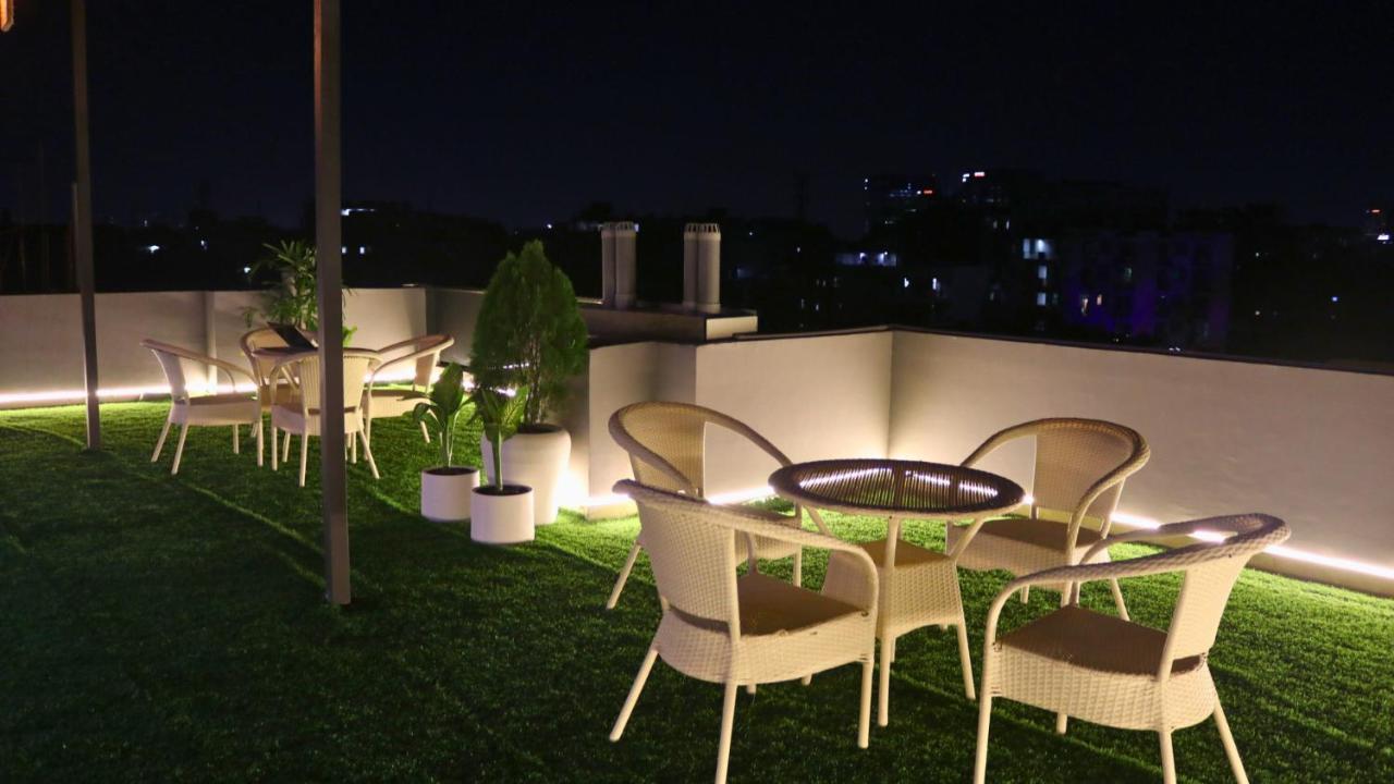 Fuji Ryokan Corporate Stays Gurgaon Ngoại thất bức ảnh