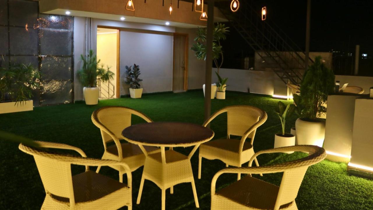 Fuji Ryokan Corporate Stays Gurgaon Ngoại thất bức ảnh